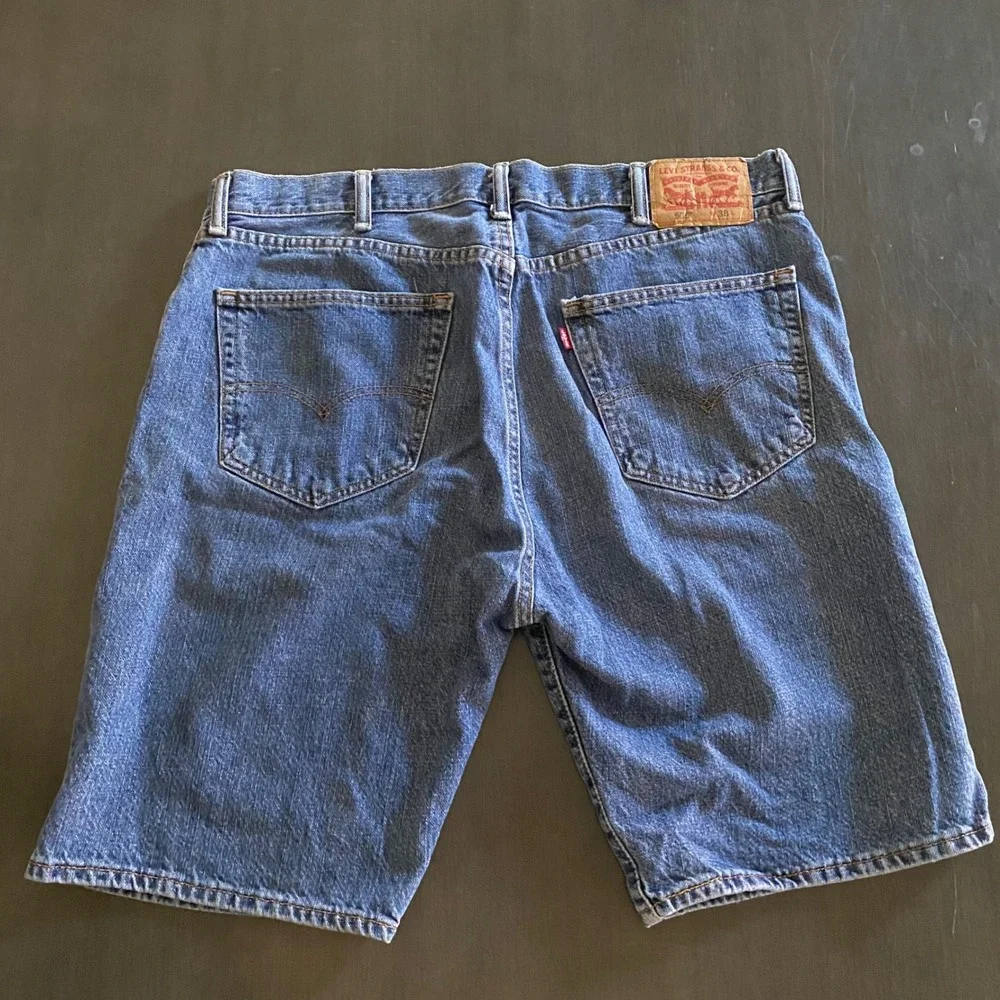 Levis 505 Regular Fit Denim Shorts Mens 38 Medium Wash Blue Cotton Jean Shorts